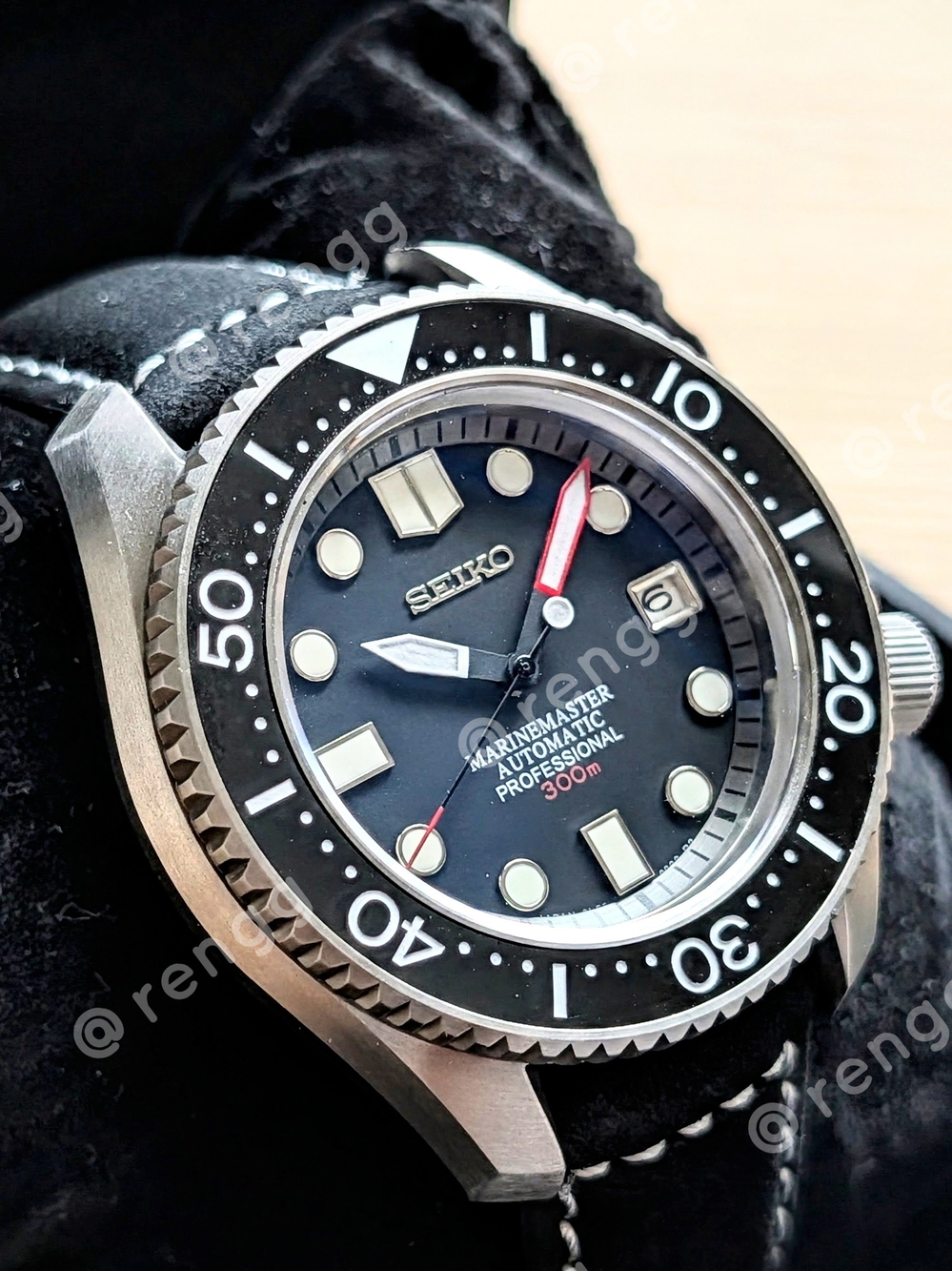 43mm Titanium Seiko Sea Marinemaster Automatic Sapphire 300m Dive Watch Black